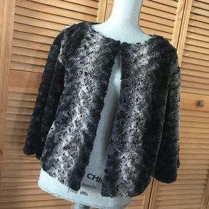 Gatsby furry cover up